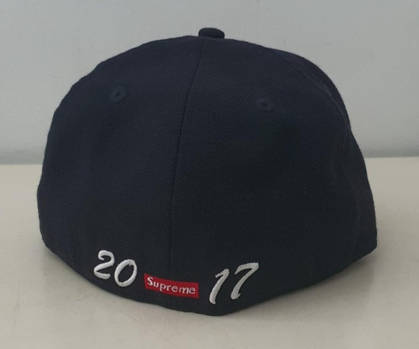 FW17 Supreme Heart New Era size 7 1/8 navy cap hat snapback