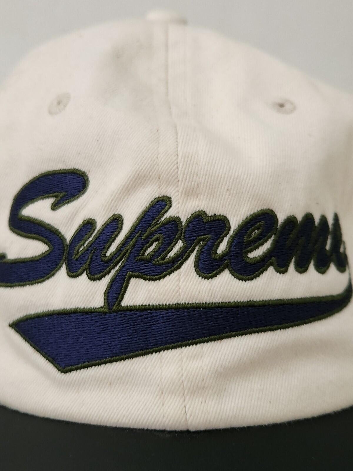 Gorra con visera de cuero de 6 paneles Supreme SS21, color blanco