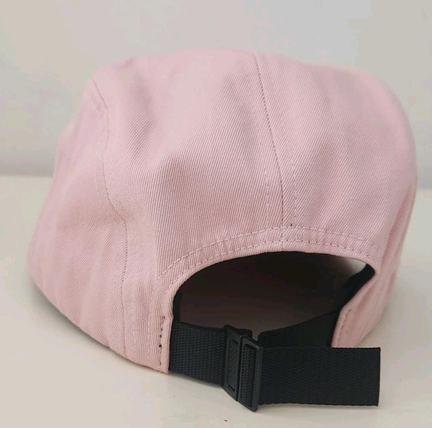 Gorra FW16 Supreme Raised Sup Camp rosa