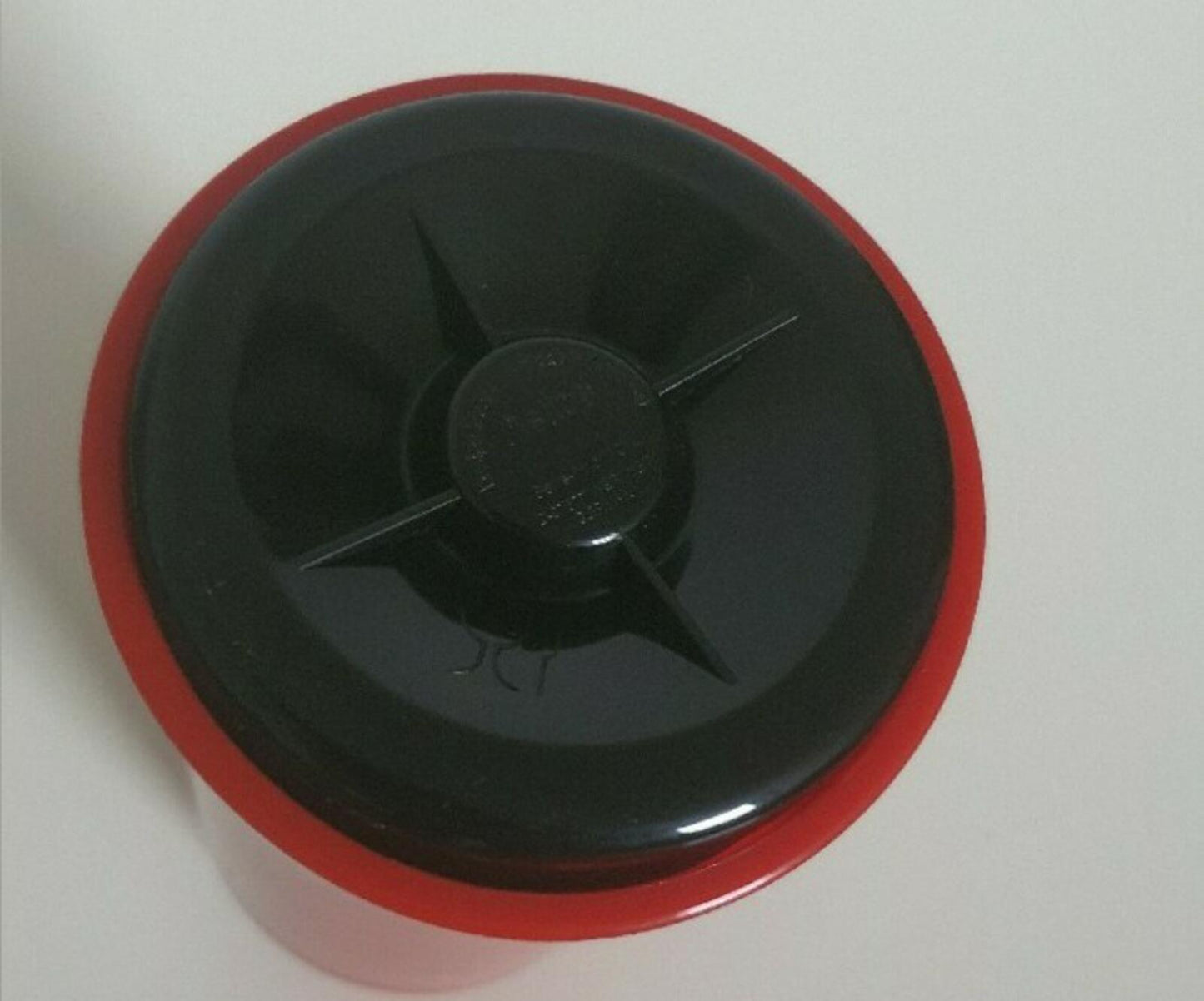 FW14 Supreme x Helios Thermos-Logo-Flasche hergestellt in Deutschland Seltenes Accessoire