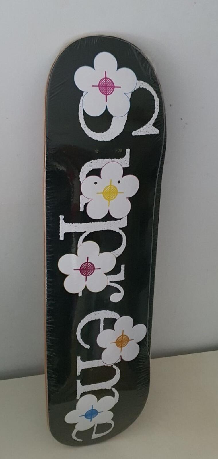 SS17 Supreme Flowers Skateboard Skate Deck Black Accessory