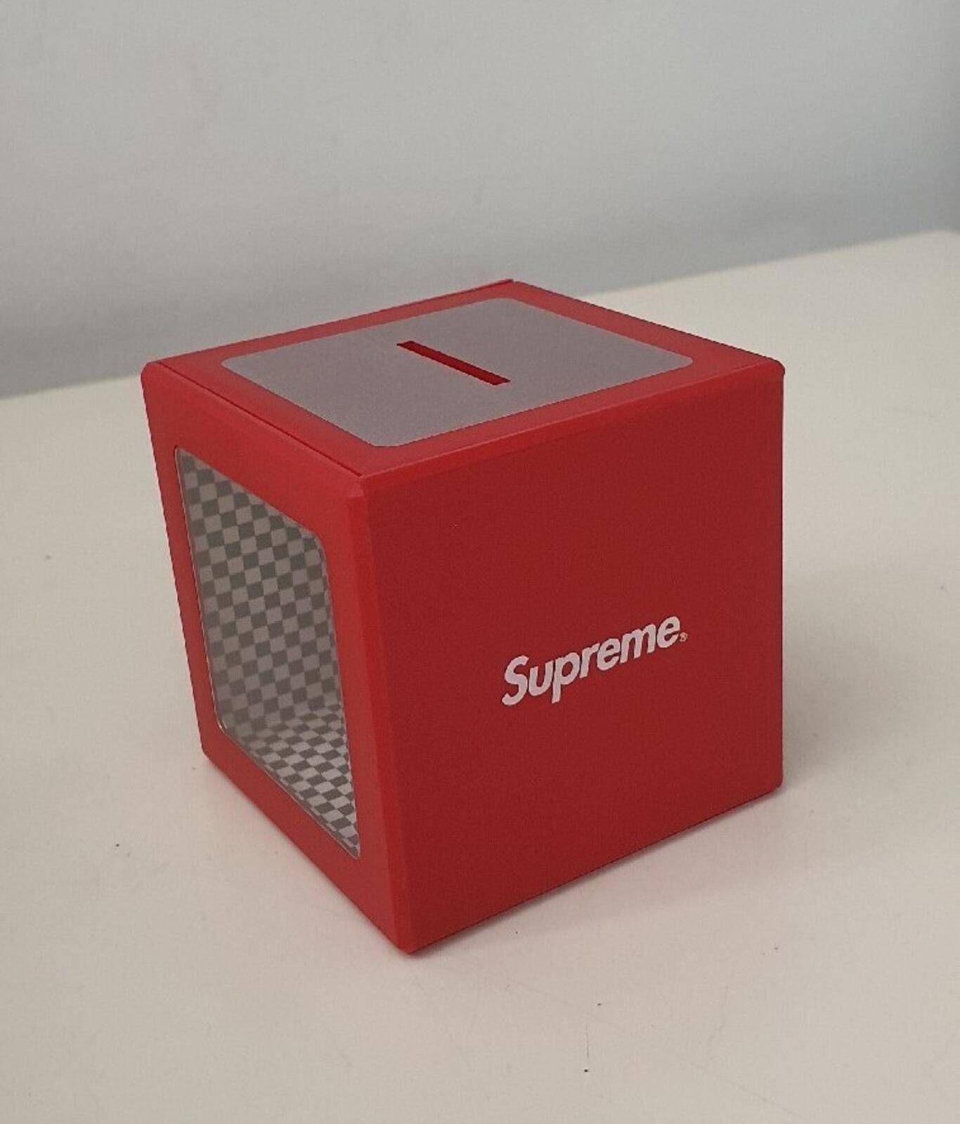 SS18 Supreme Illusion Coin Bank Moneybox Piggy Accesory