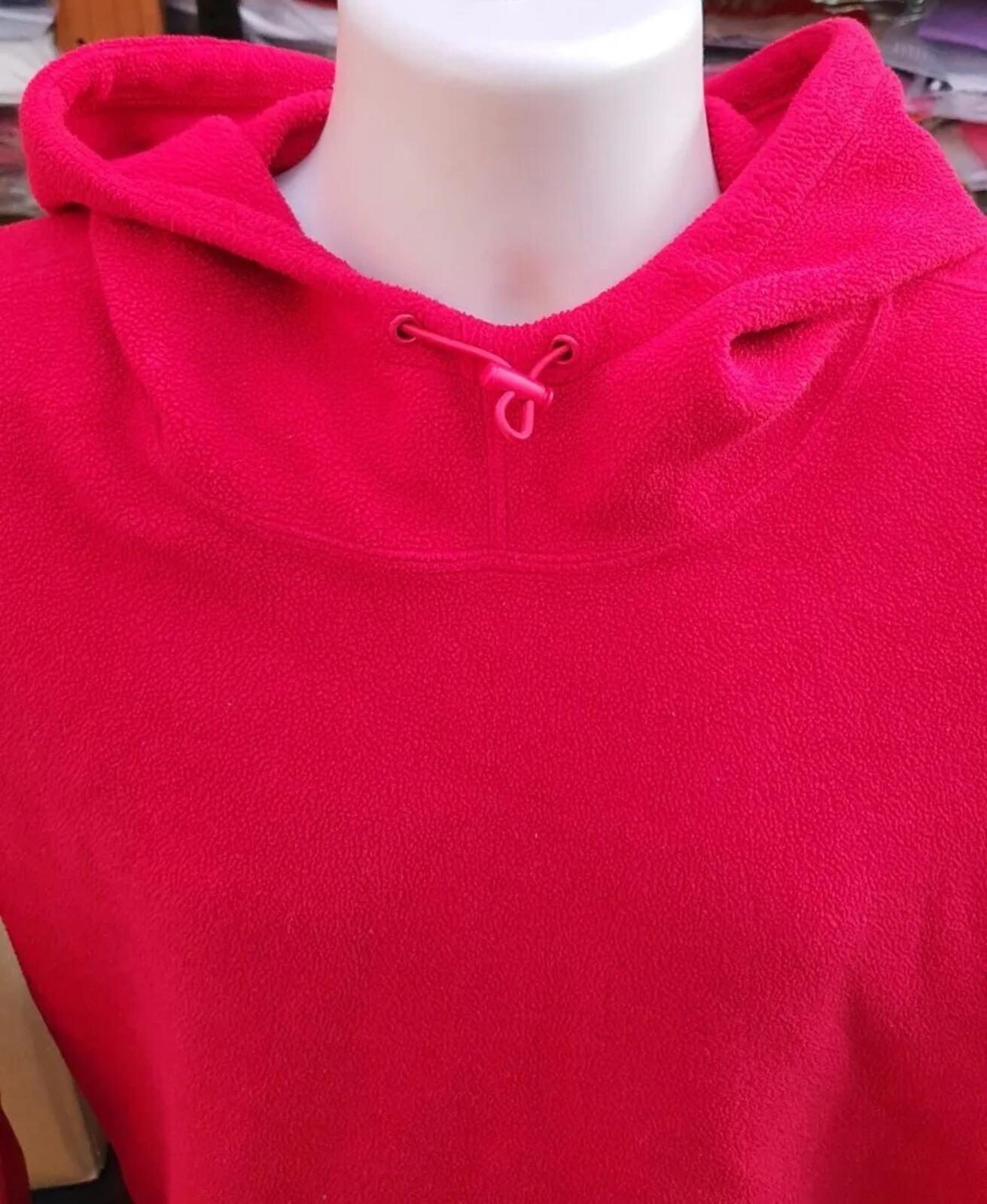 FW20 Supreme Polartec Hooded Sweatshirt Red Size XL