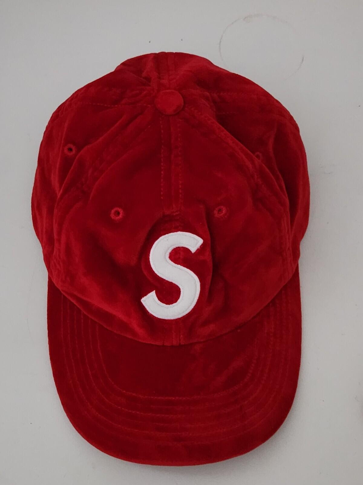 FW20 Supreme S Logo Velvet 6-panel Cap Red
