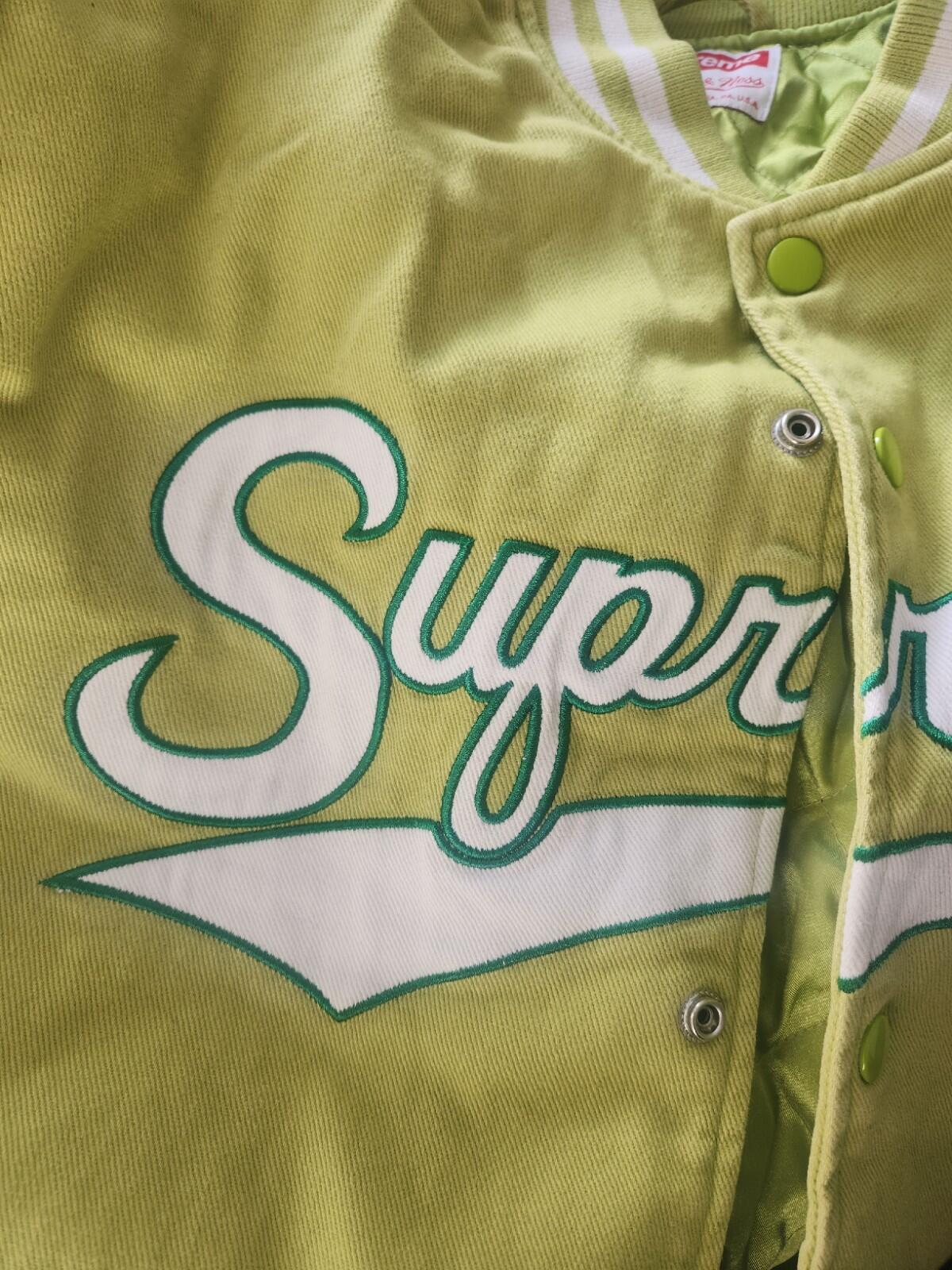 HW22 Supreme x Mitchell & Ness Doughboy Twill Varsity Jacket Grün Größe L