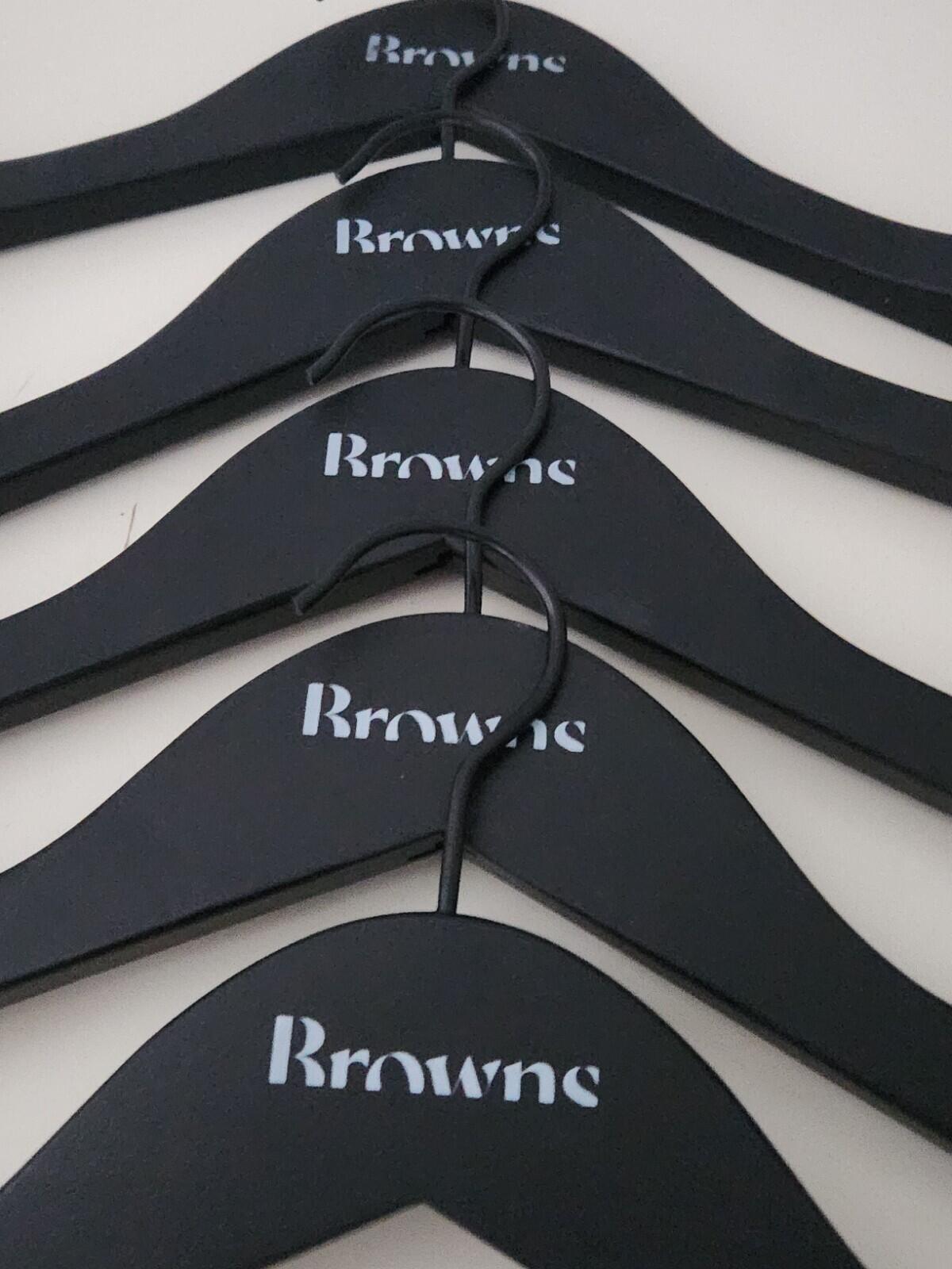 5 x BROWNS Black Wooden Coat Hangers with Broad ends for Suits Jackets 17" 43cm