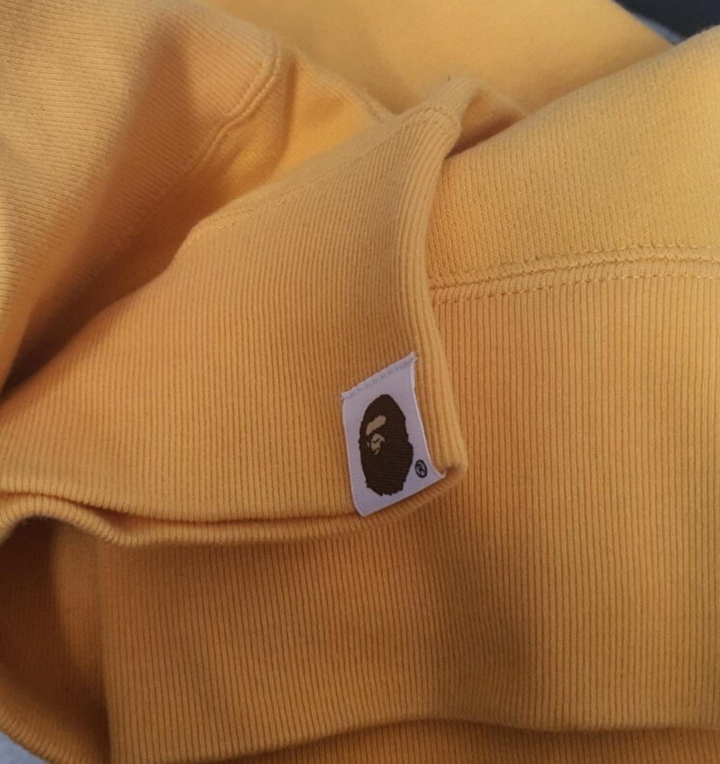 A BATHING APE Bape head one point Crewneck RRP £199 yellow