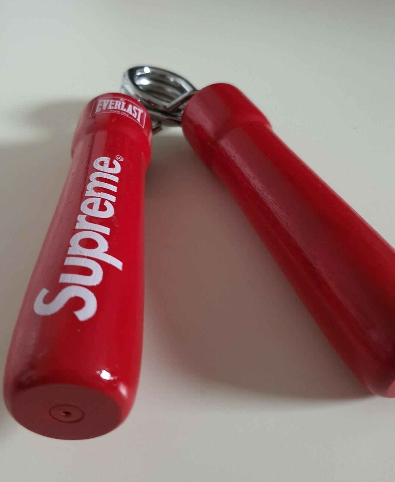 FW14 Supreme x Everlast red hand grip Very Rare Vintage 2014 Accessory