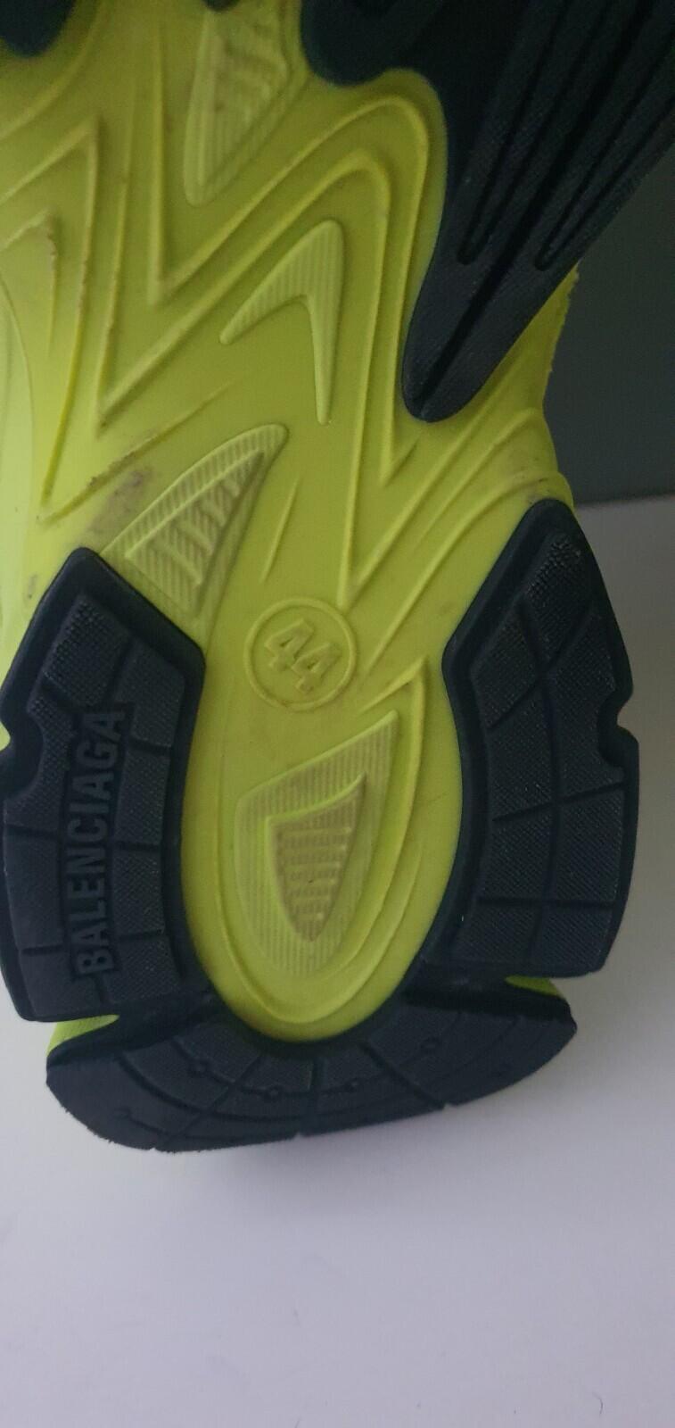 £525 BALENCIAGA Phantom Sneaker Lime And Black UK 10 US 11 EUR 44 trainers Mesh