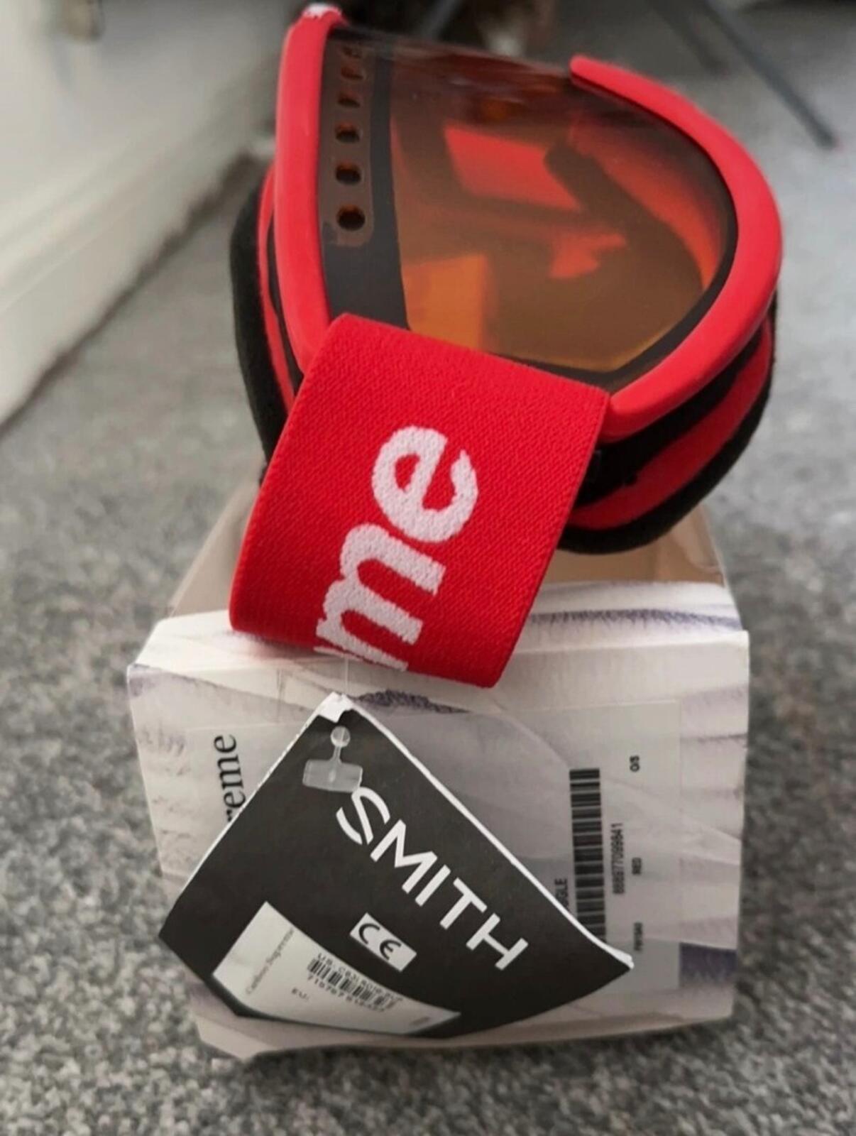 FW15 Supreme x Smith Cariboo Otg Ski Google Red goggles Built In U.S.A Accessory