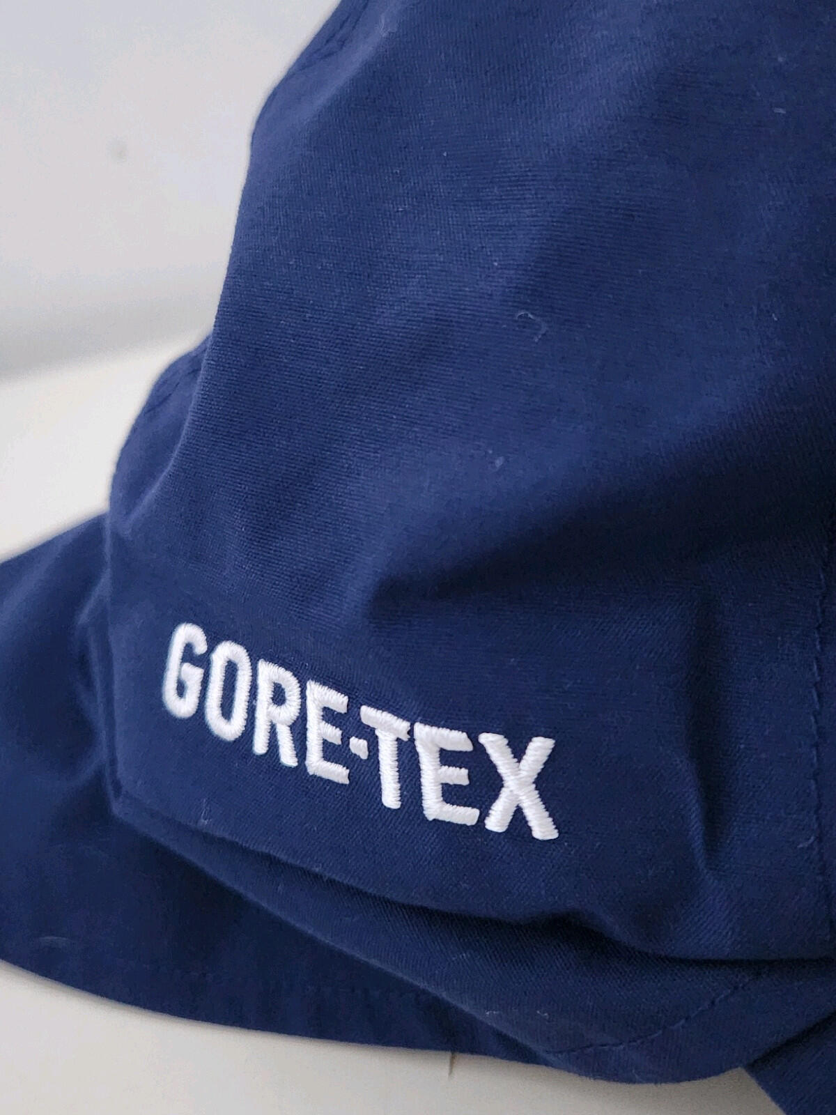 SS23 Supreme GORE-TEX Sunshield Cap Navy Waterproof