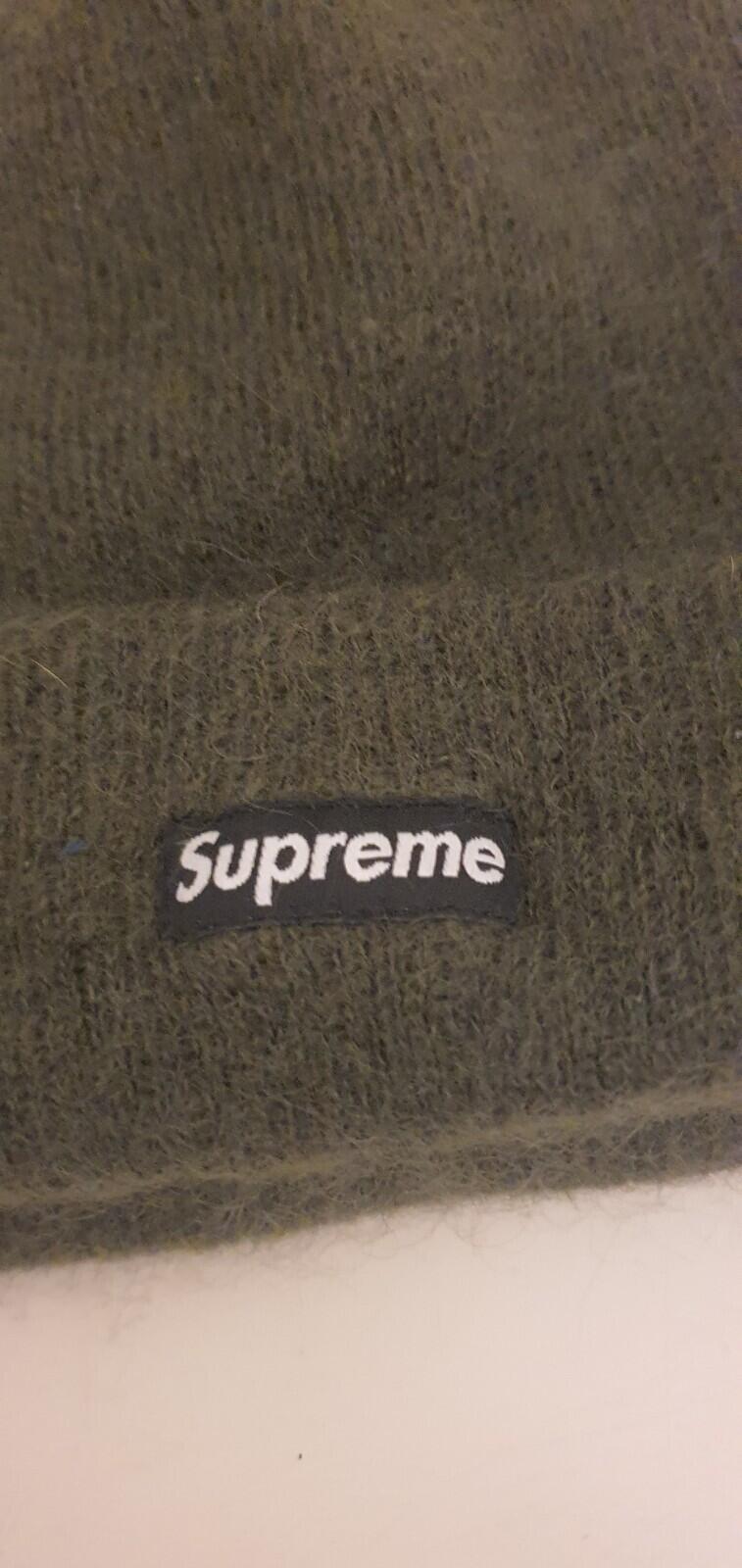 Gorro Mohair Supreme FW20 Oliva