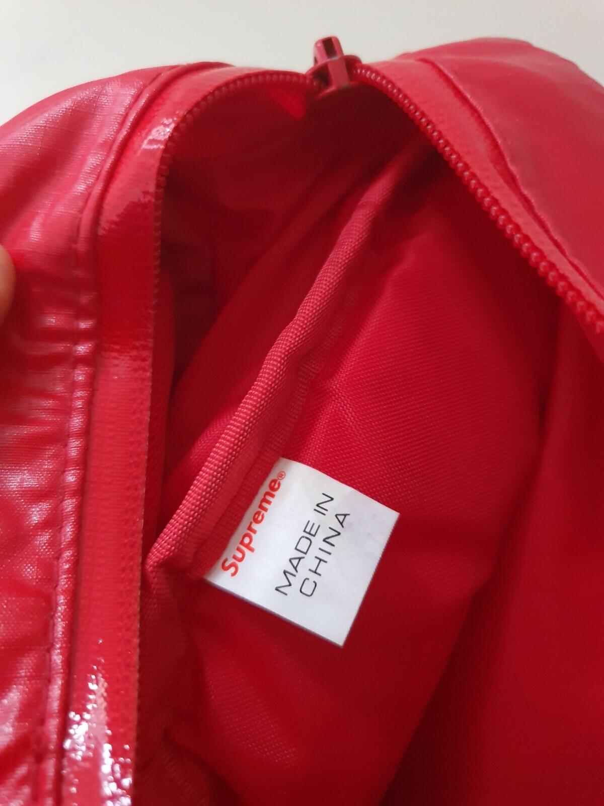 FW17 Supreme rote Gürteltasche Cordura Stoff reflektierender Schriftzug Hüfttasche