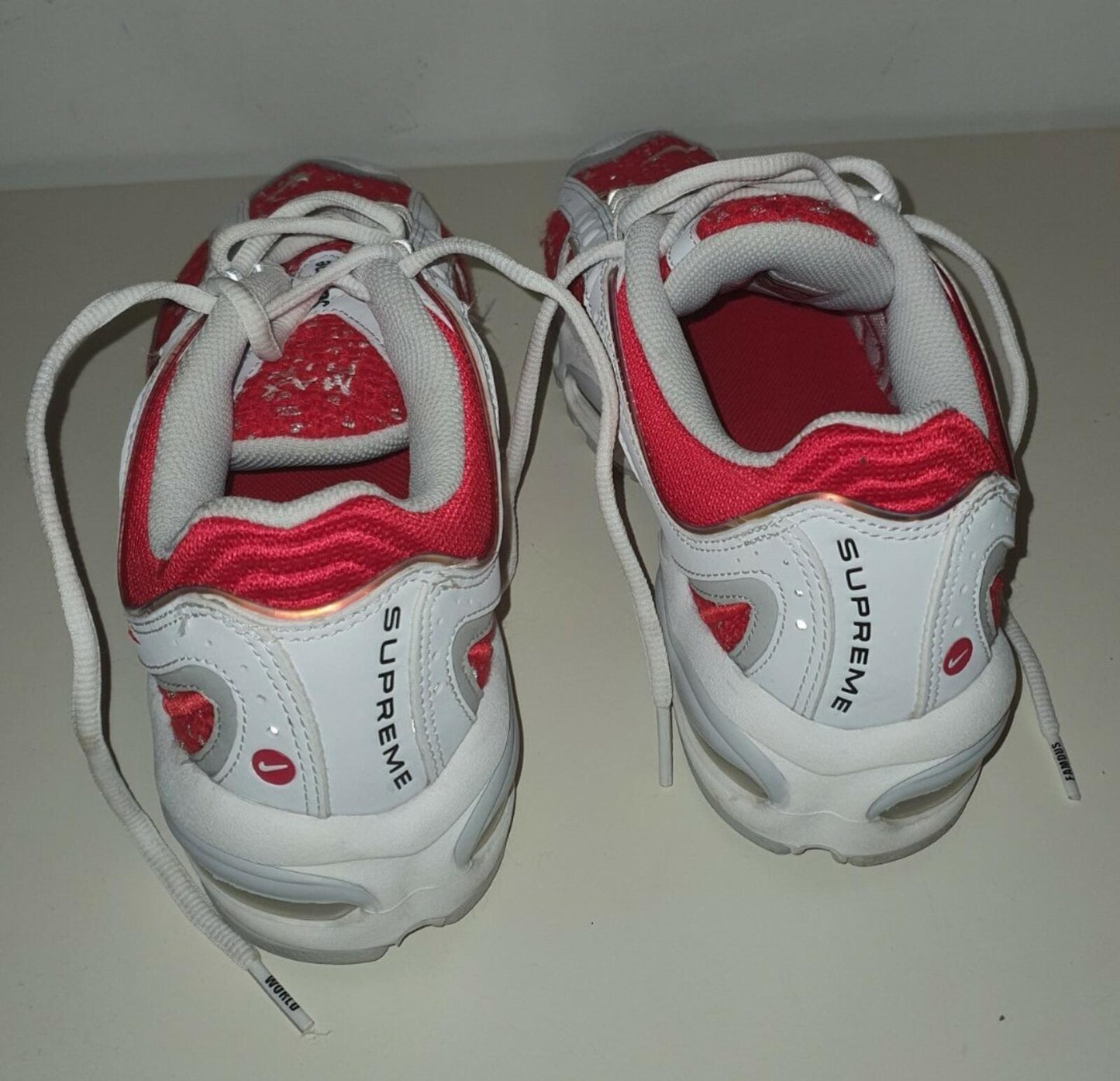 SS19 Supreme x Nike Air Tailwind 4 US 9.5 UK 8.5  EU 43 white lot