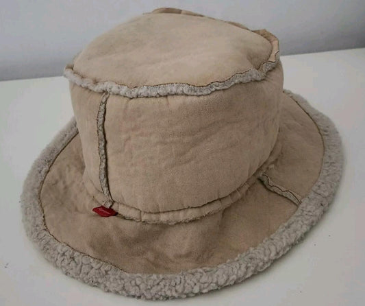 Gorro de invierno FW15 Supreme Faux Shearling Crusher Tan Stone Raro Talla M / L