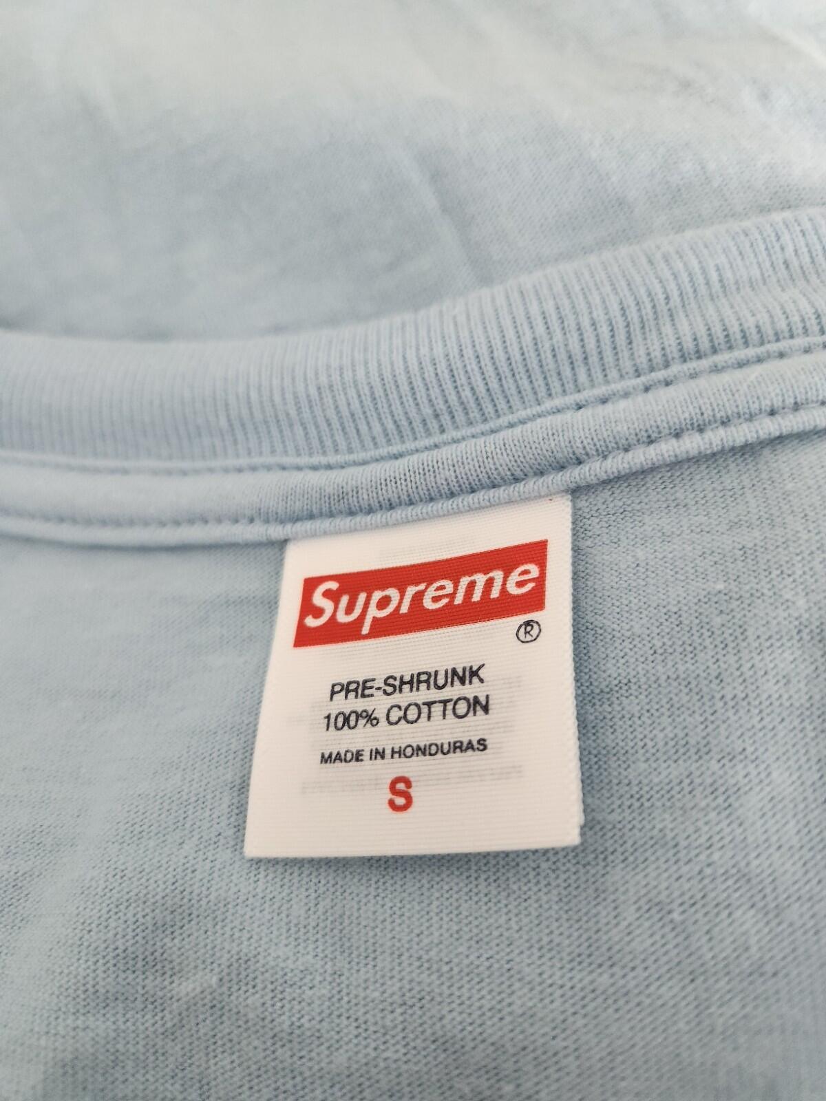 Camiseta SS25 Supreme Bear Powder Blue Talla S Pequeña