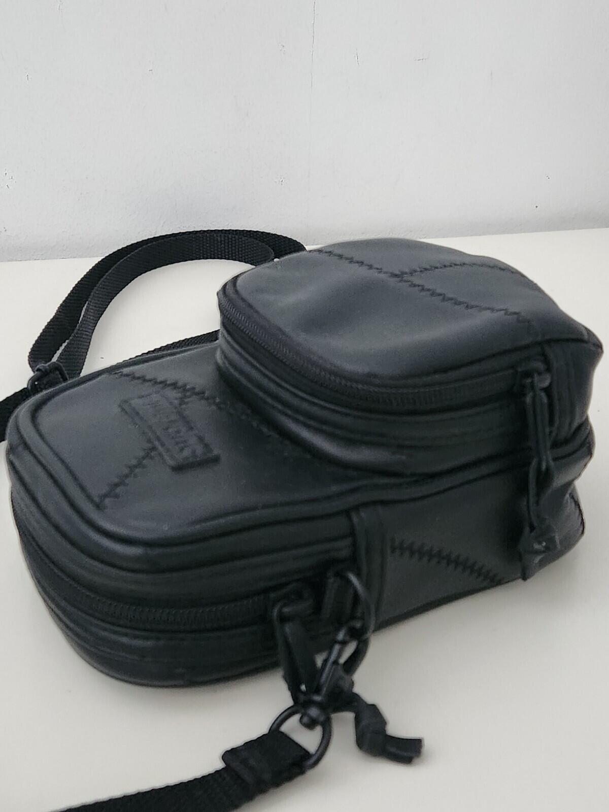FW19 Supreme Patchwork Cowhide Leather black shoulder bag