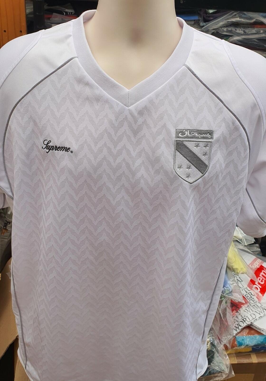 SS05 Supreme Umbro Arabic Logo Soccer Jersey vintage L large