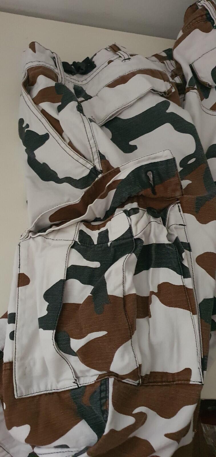 FW16 Supreme Cargo Pant Cow Camo Size 32