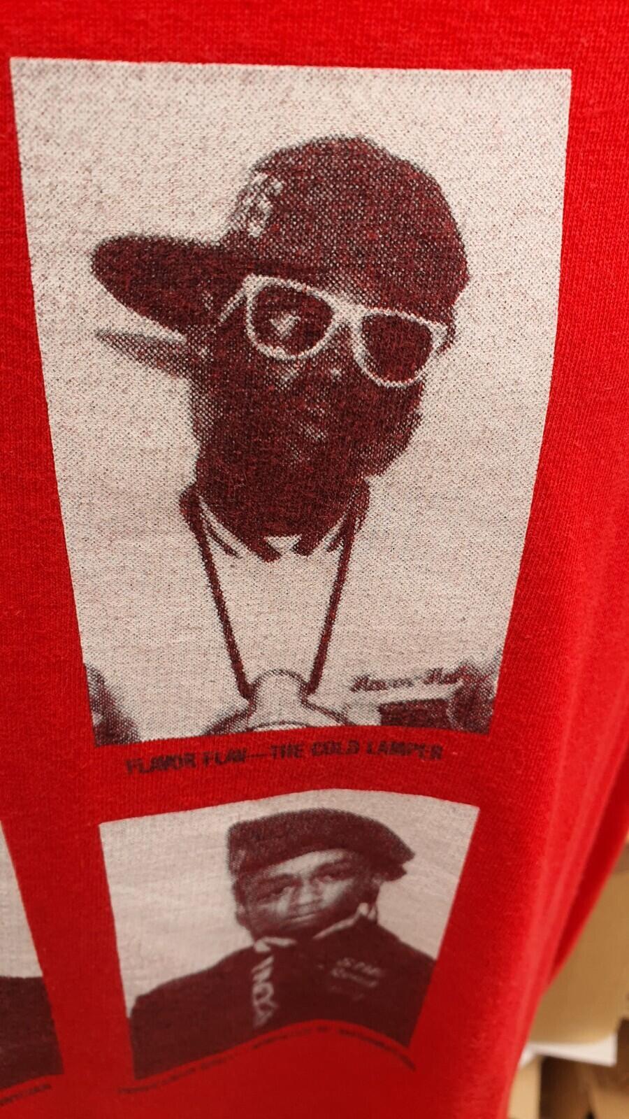 SS06 Supreme x Public Enemy Camiseta Roja Talla XL