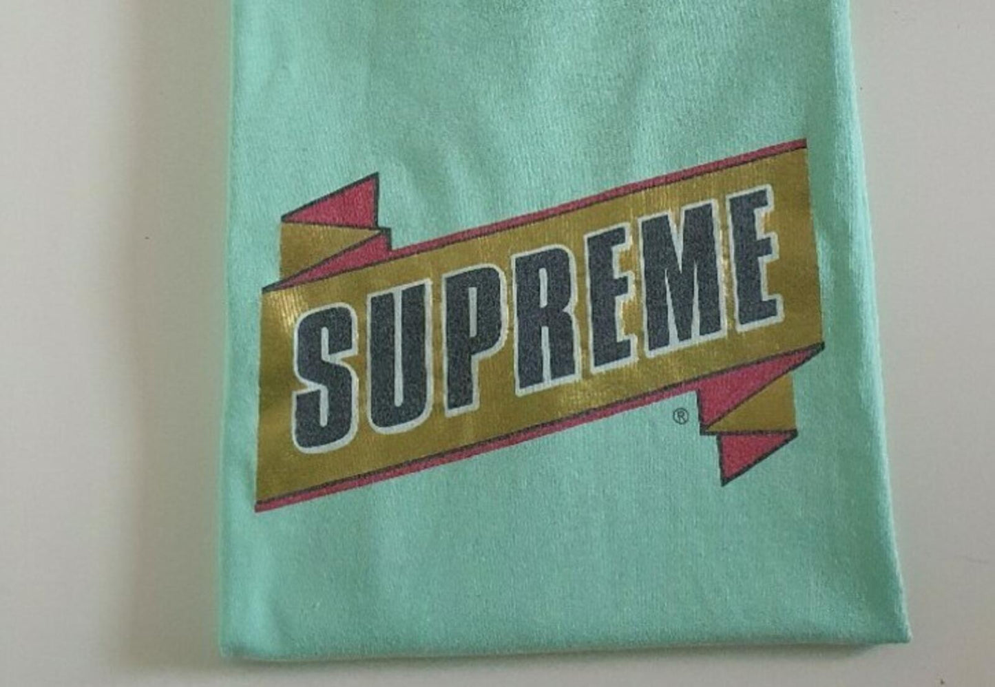 SS13 Supreme Emblem Tee Lime Size L