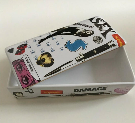 SS19 Supreme Blood Lust Cerámica caja blanca Accesorio