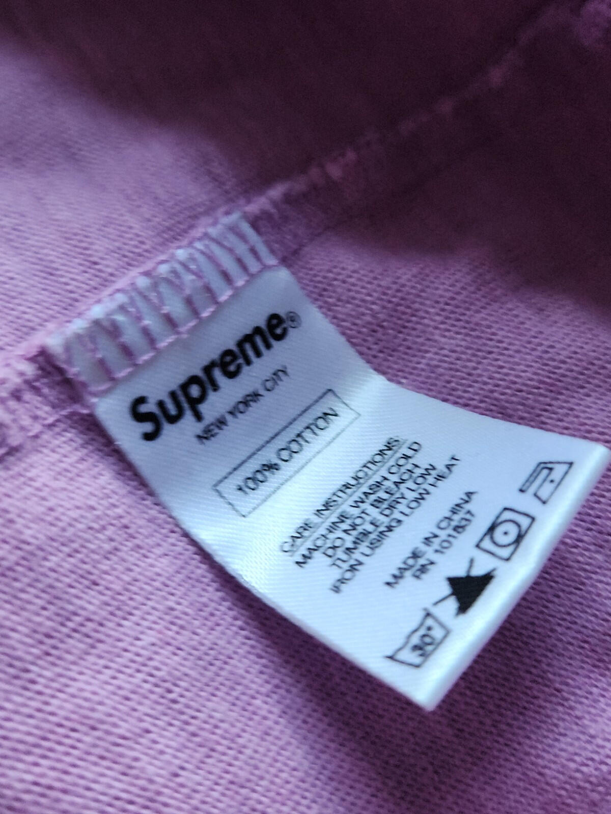 FW17 Supreme Reflective L/S Top Tee Pink Size S