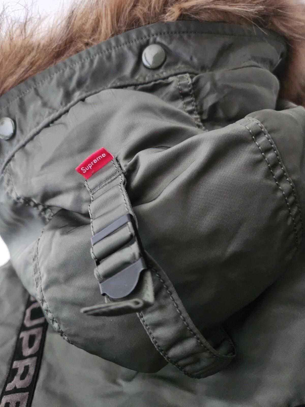 FW18 Supreme Logo Tape N-3B Parka UVP 378 $ Größe L Große Jacke olivefarbener Mantel grün