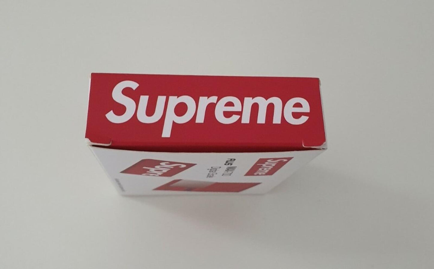 FW18 Supreme x AWS Max 700 digital scale red New in original packaging