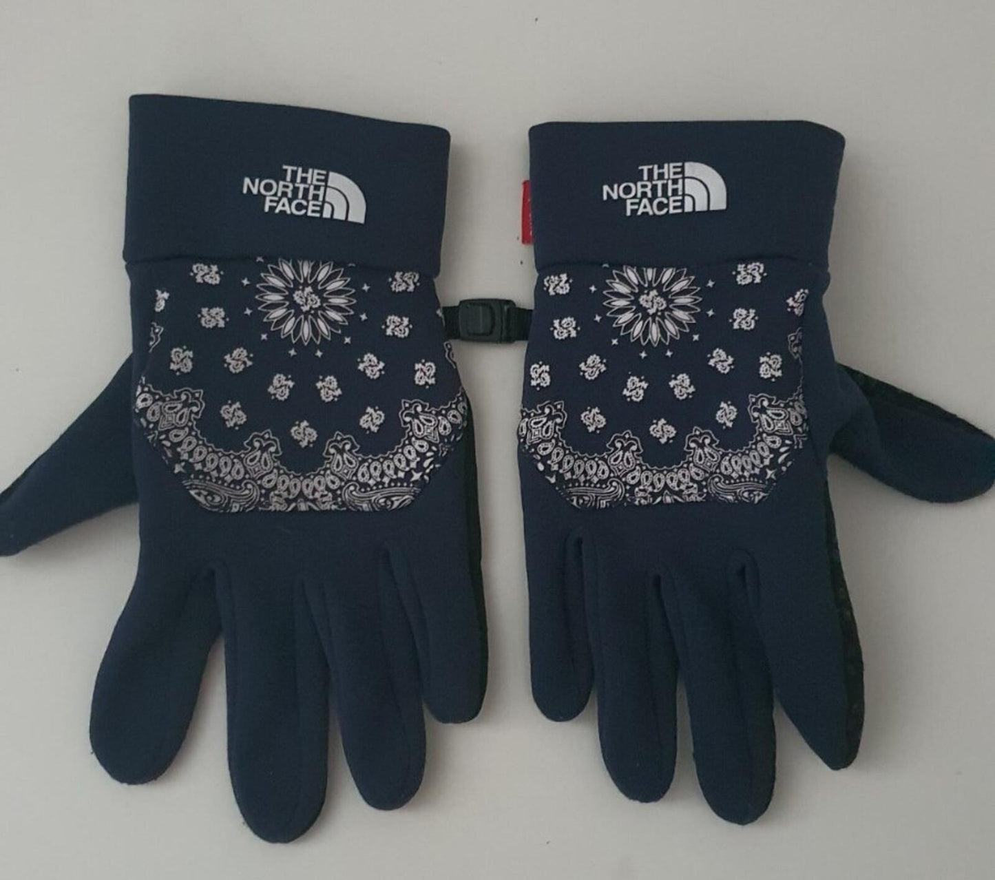 FW14 Supreme x THE NORTH FACE Bandana Gloves navy S small TNF Very Rare Vintage