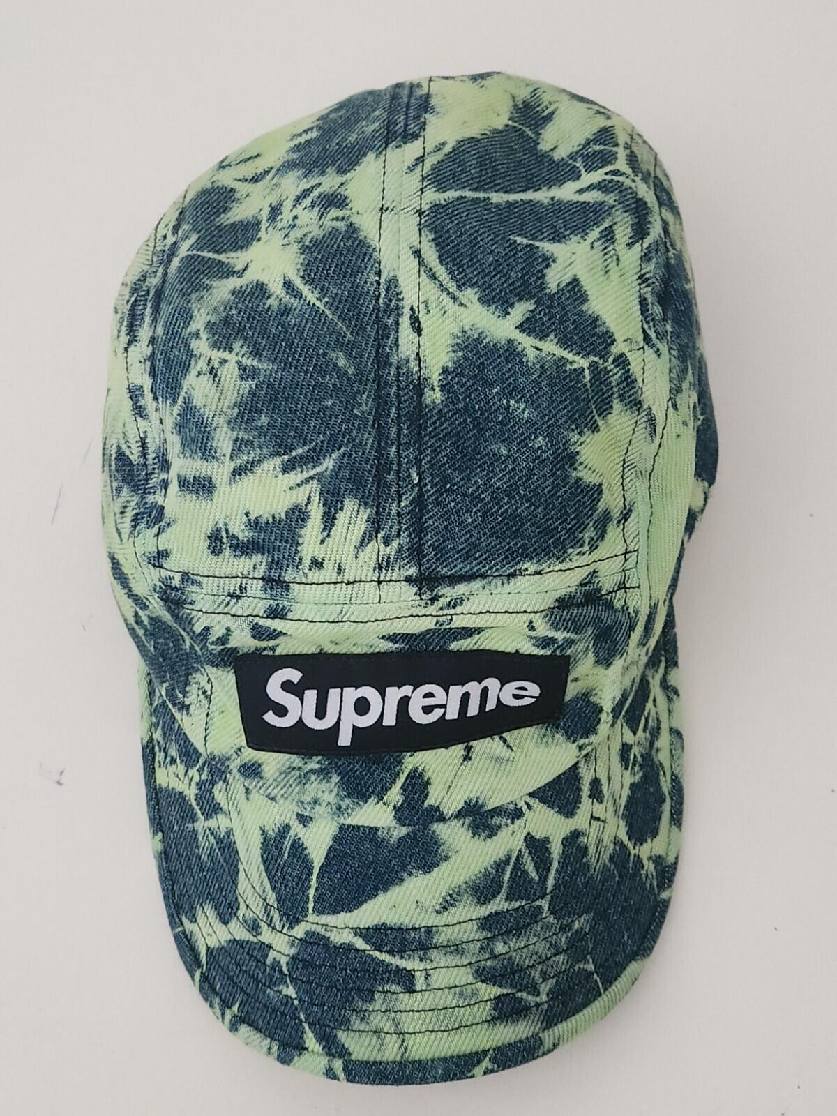 Gorra Camp Supreme de mezclilla teñida de verde desteñido FW22