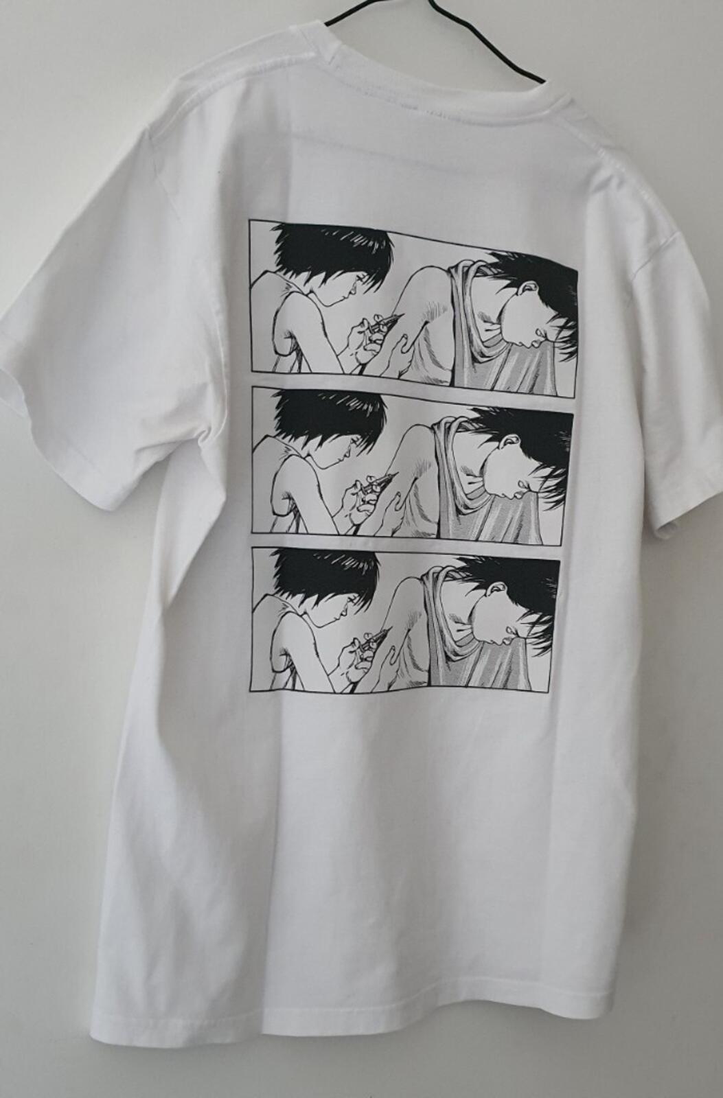 FW17 Supreme x Akira Syringe white tee size M medium T-shirt Anime
