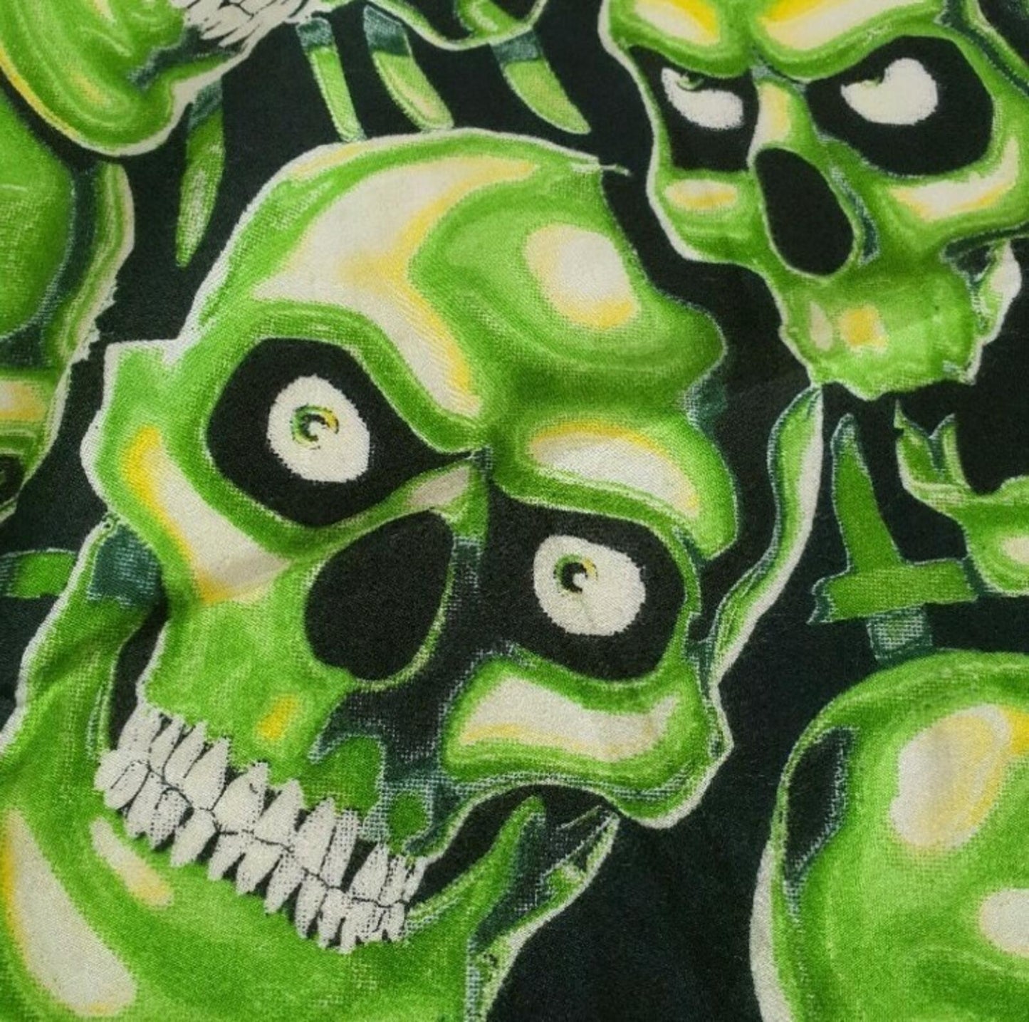 SS18 Supreme Skull Pile green bandana Glow in the dark scarf Accessory
