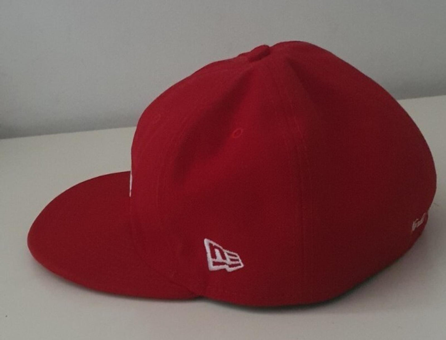 FW13 Supreme GORE-TEX Box Logo New Era Cap Wasserdicht Rot Größe 7 1/4