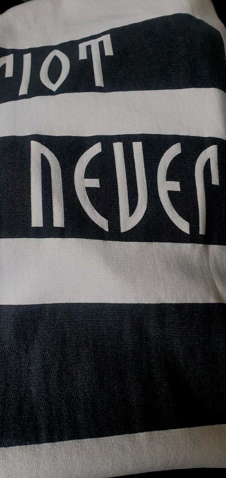 SS14 Supreme Riot Pullover Hooded Sweatshirt M medium White hoodie Neville Brody