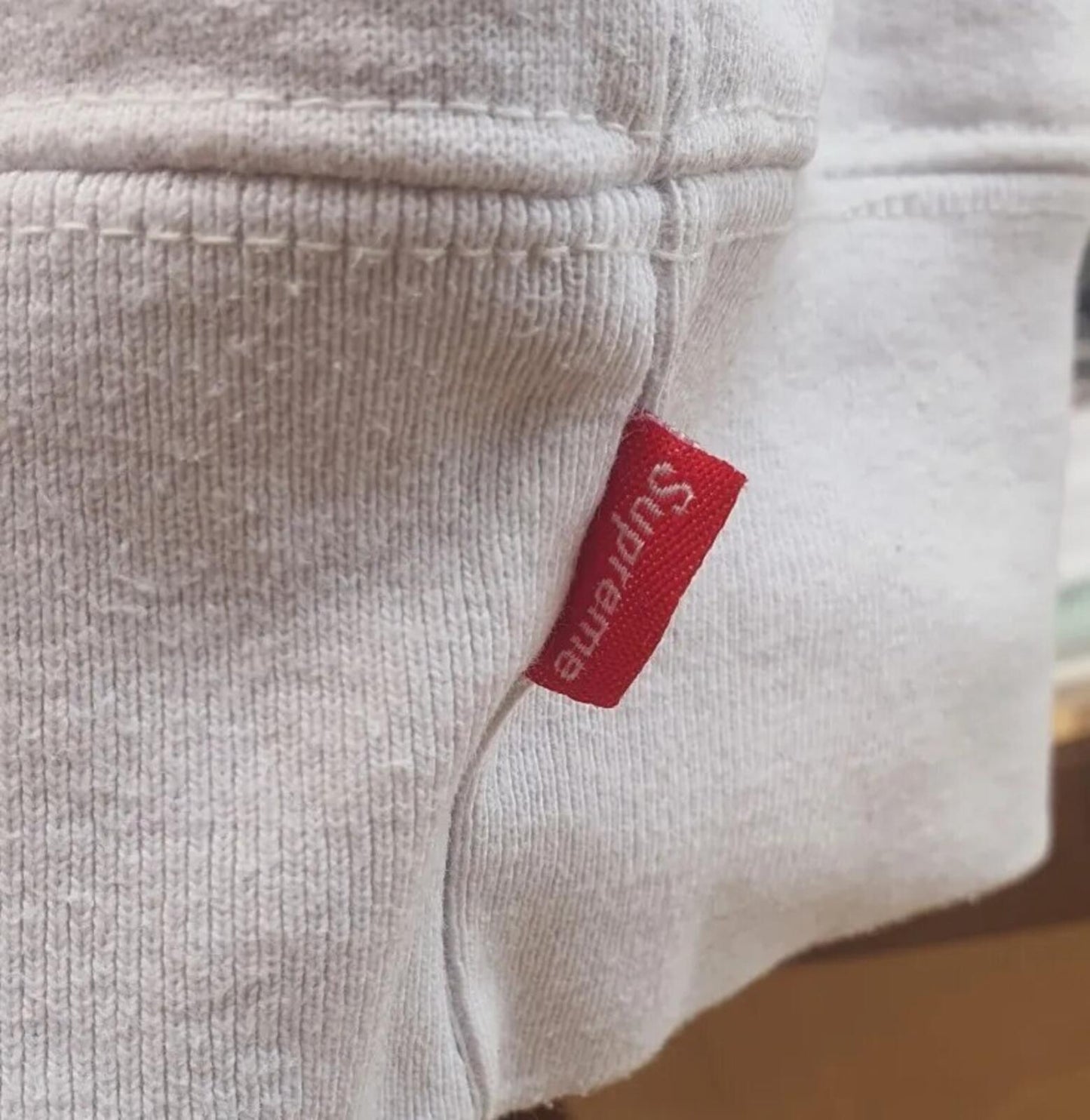 FW20 Supreme Side Logo Crewneck Weiß Größe XL