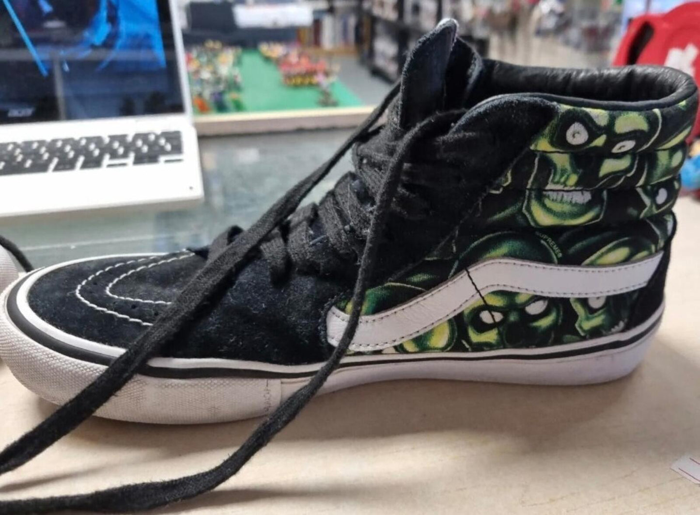 SS18 Supreme Vans Skull Pile Sk8-Hi Trainers Size UK 7 US 8 EUR 40.5