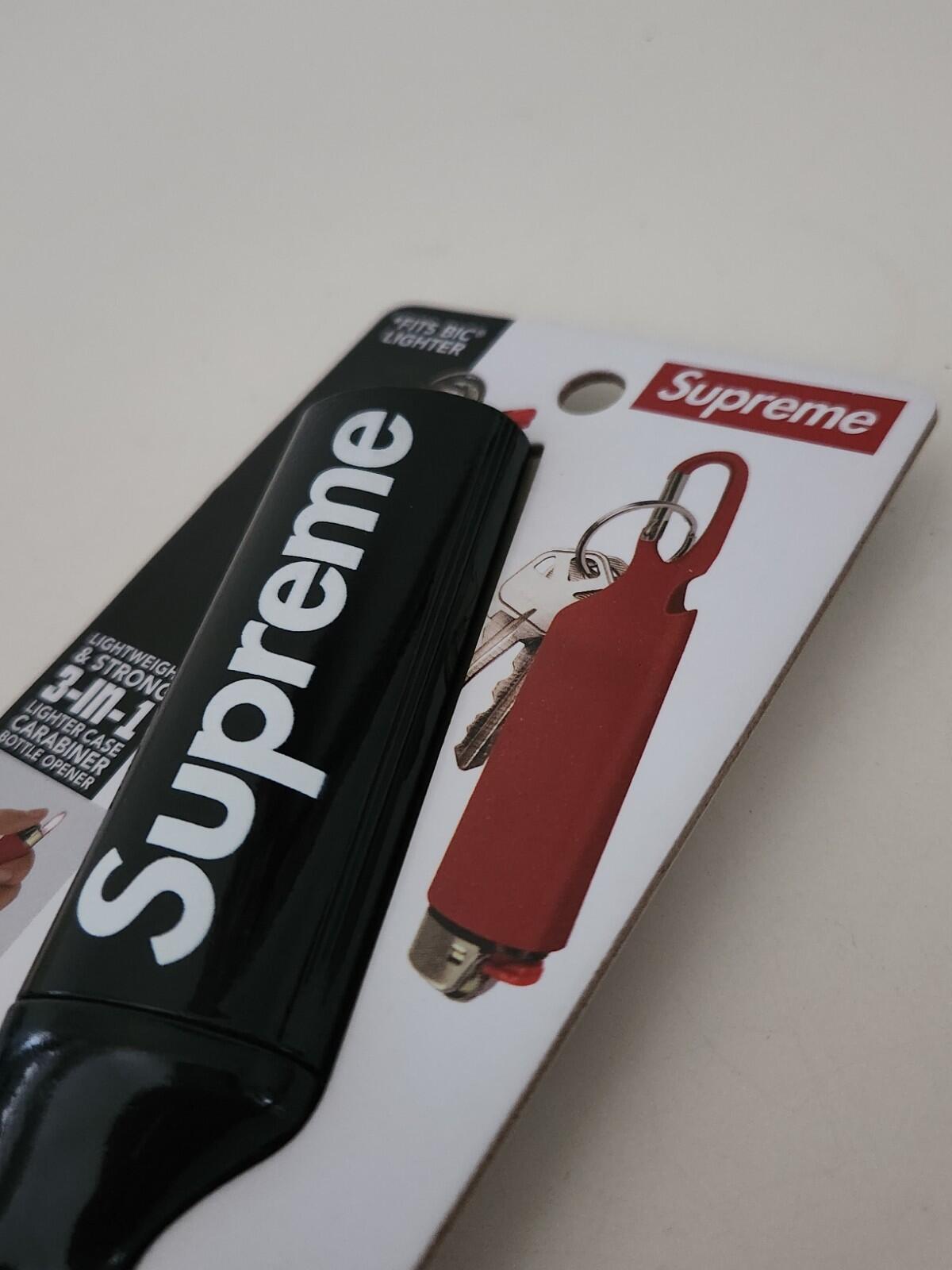 SS22 Supreme Lighter Case Carabiner Accessory Black Aluminum Keychain Keyring