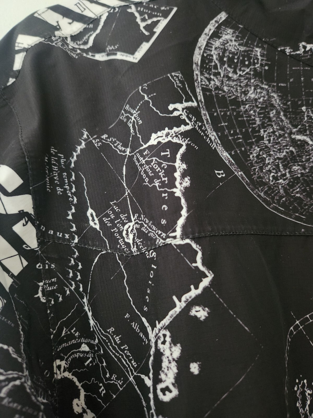 SS12 Supreme x The North Face Venture Jacke L groß TNF schwarz Maps vintage Selten