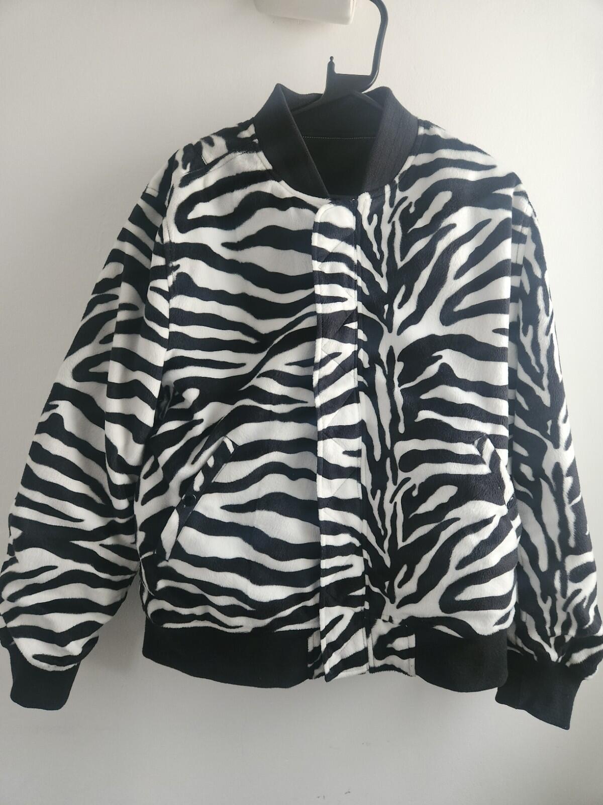 SS17 Supreme contrast stitch reversible MA-1 jacket size L Large Black / Zebra