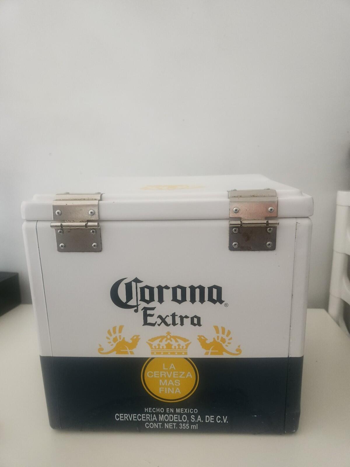 Official Corona 12 Beer Capacity Strong Aluminium Retro Cooler Ice Box Accessory