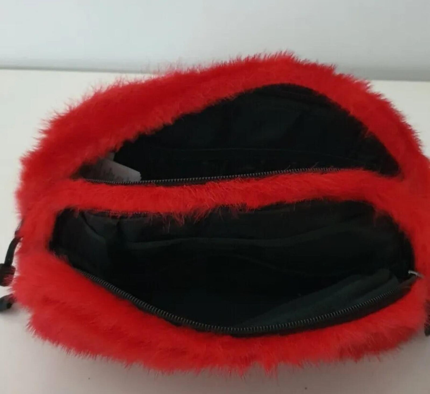 FW20 Supreme x THE NORTH FACE Faux Fur red waist / belt bag