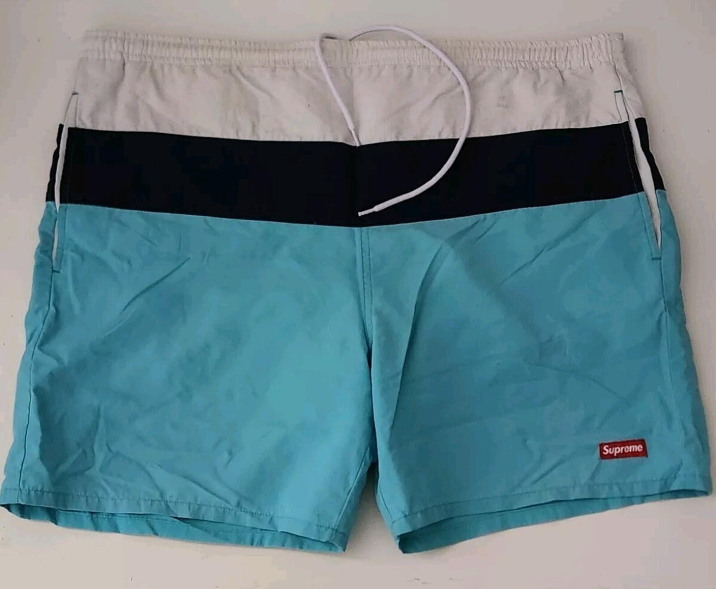 SS17 Supreme Split Logo Water Short Nylon Shorts Größe L Groß Blau Weiß