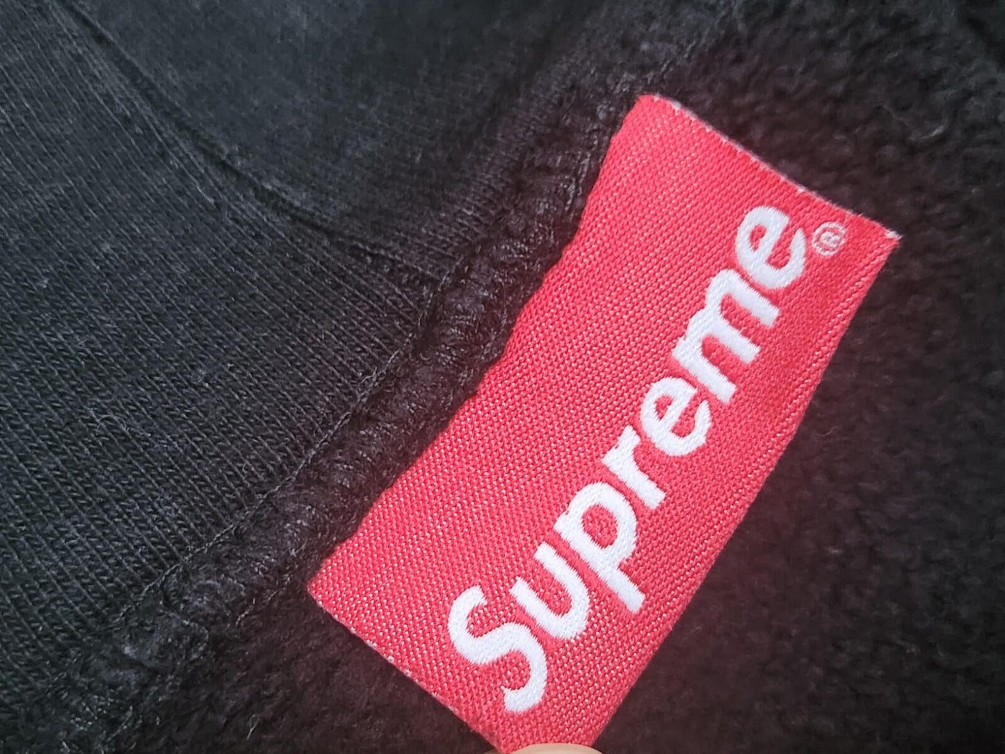 FW21 Supreme Guardian Hooded Sweatshirt black hoodie size M medium Angel Wings