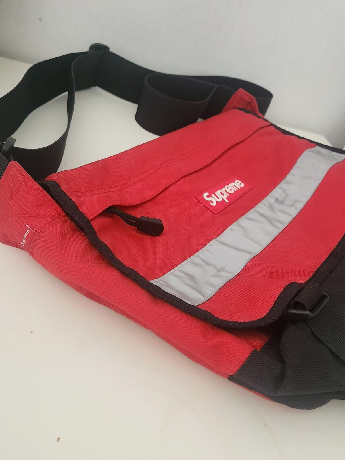 FW14 Supreme Hi Vis Bandolera Roja