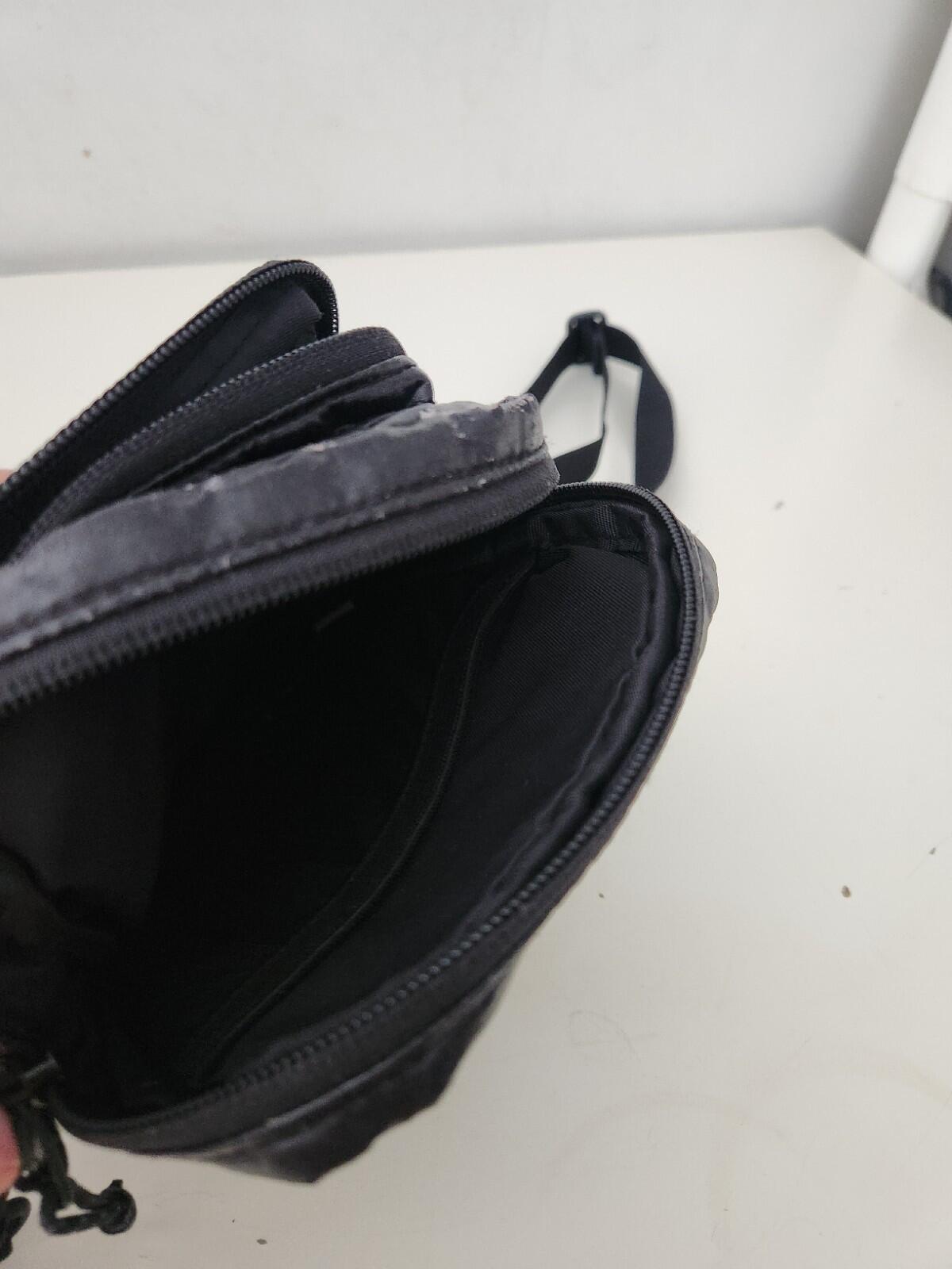 FW17 Supreme Shoulder Bag Black