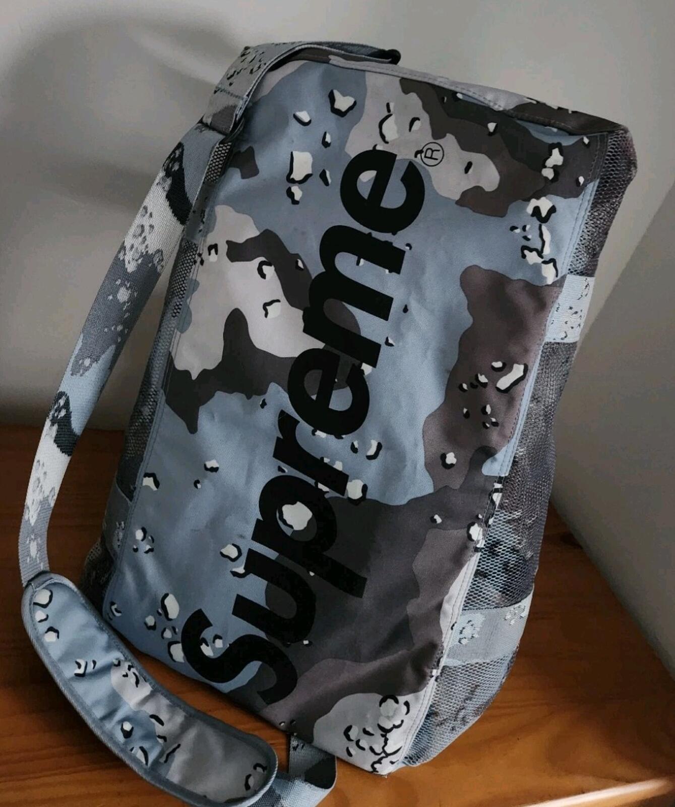 SS20 Supreme Big Duffle Bag Blue Chocolate Chip Camo Reflective Logos 48L Mesh