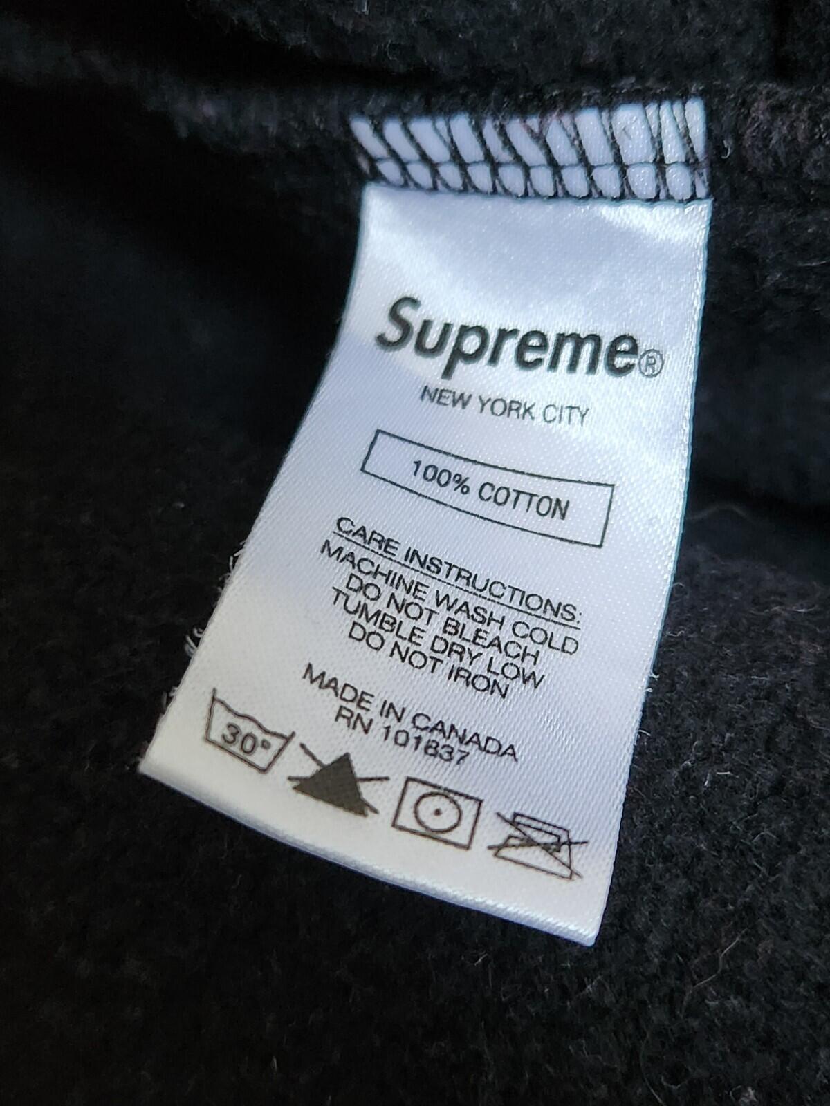 FW17 Supreme Zig Zag Stitch Panel Crewneck Black Size M