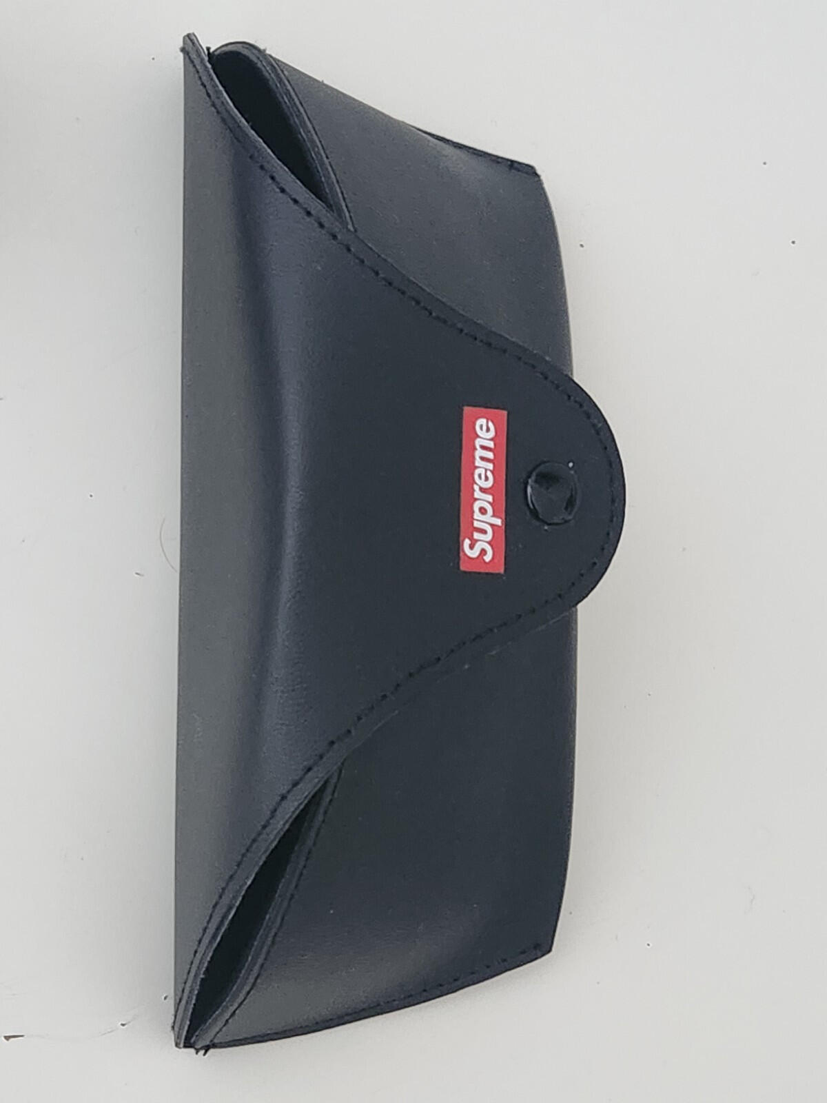 SS22 Supreme Velo Sonnenbrille Schwarz Metall hergestellt in Italien UVP £168