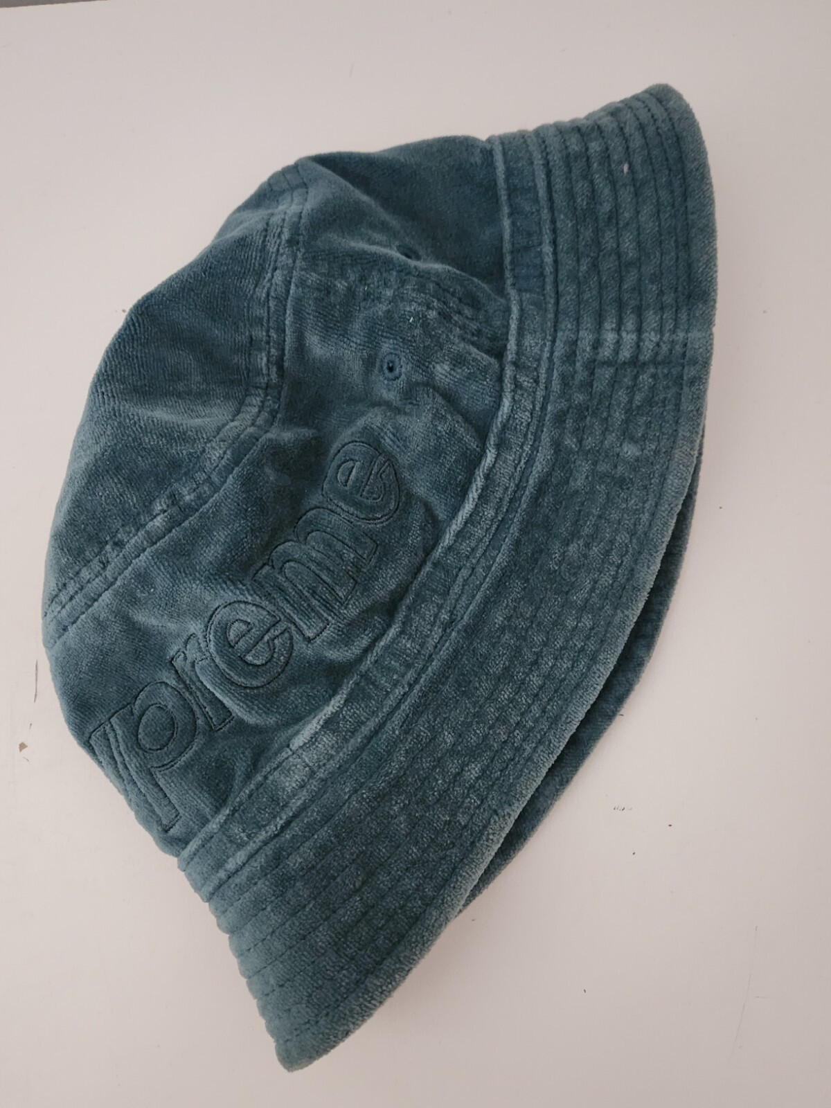 SS18 Supreme x Lacoste Velour crusher size M Medium Teal bucket hat